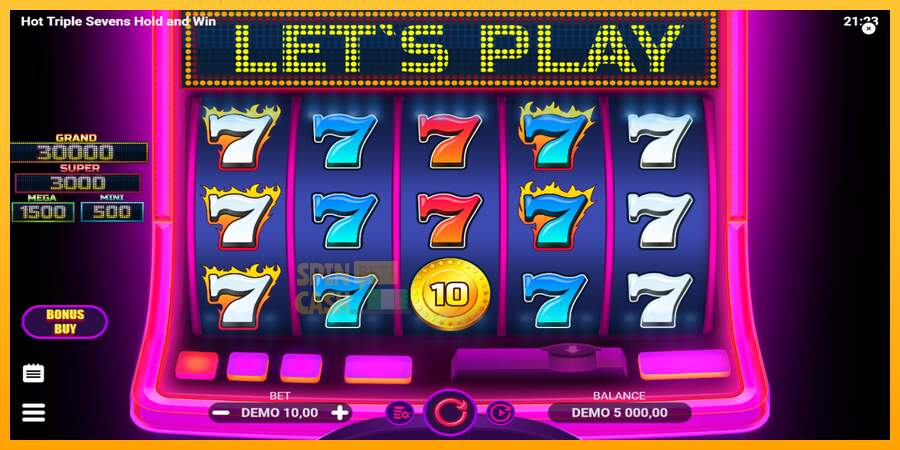 Spielautomat Hot Triple Sevens Hold & Win für echtes geld 2